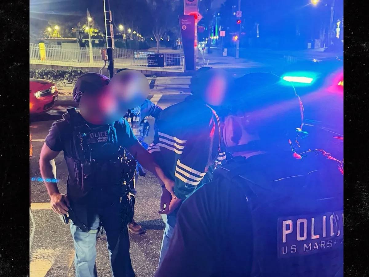 Filho acusado de matar Rob Reiner teria deixado rastro de sangue em hotel