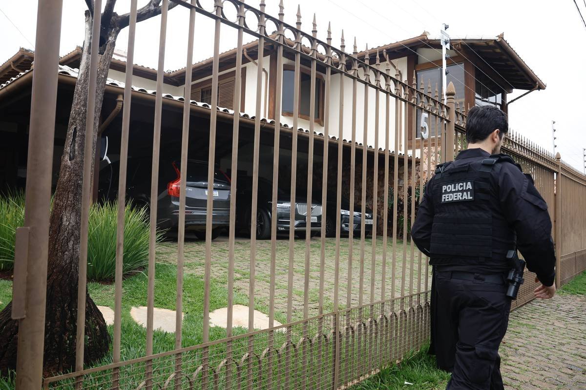 PF mira senador Weverton Rocha e prende número 2 de ministério em operação contra fraudes no INSS