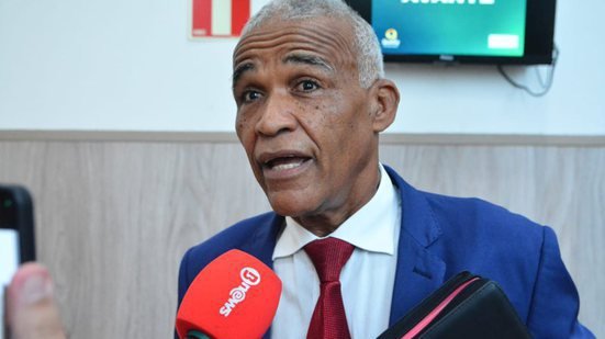 Câmara avança em projeto que proíbe privatização e cobrança em praias