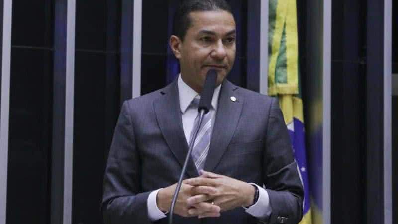 Marcos Pereira deixa dúvida sobre apoio da direita a Flávio Bolsonaro
