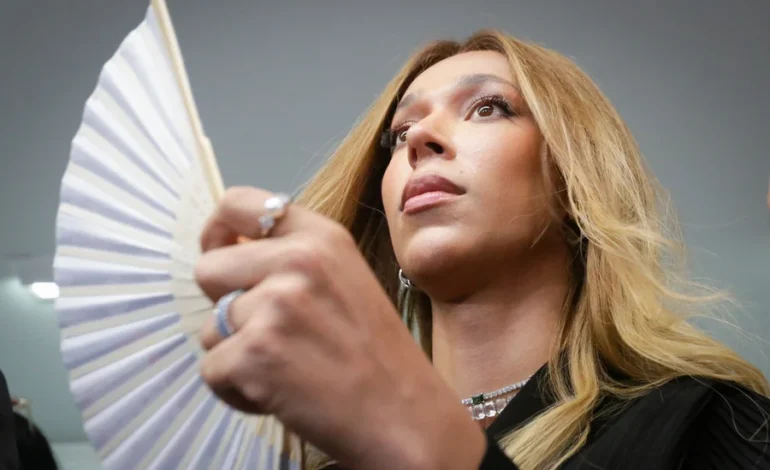 Justiça Federal rejeita ação penal com participação de Erika Hilton