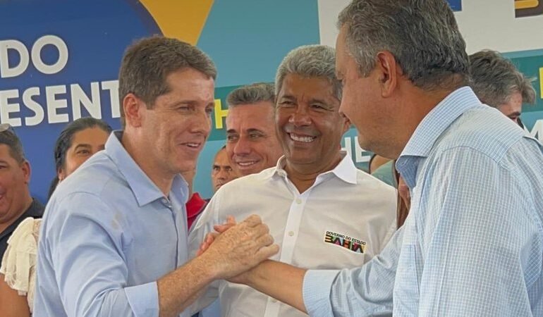 Rui Costa critica prefeito de Jequié e eleva tom político