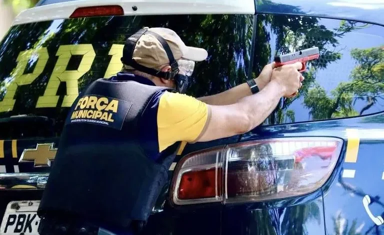 Rio inicia operações da Força Municipal contra roubos