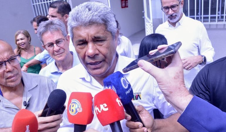 Jerônimo comenta possível vice de Zé Cocá