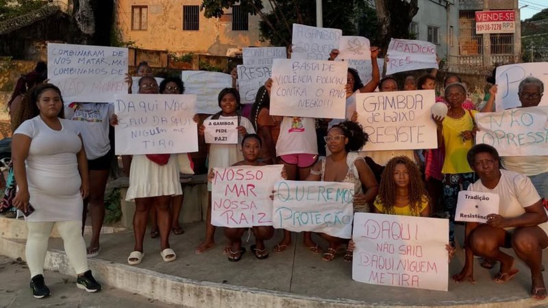 Mulheres da Gamboa de Baixo fazem ato por paz e justiça