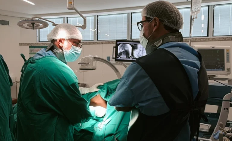 Paciente na Bahia recebe tratamento experimental para lesão medular