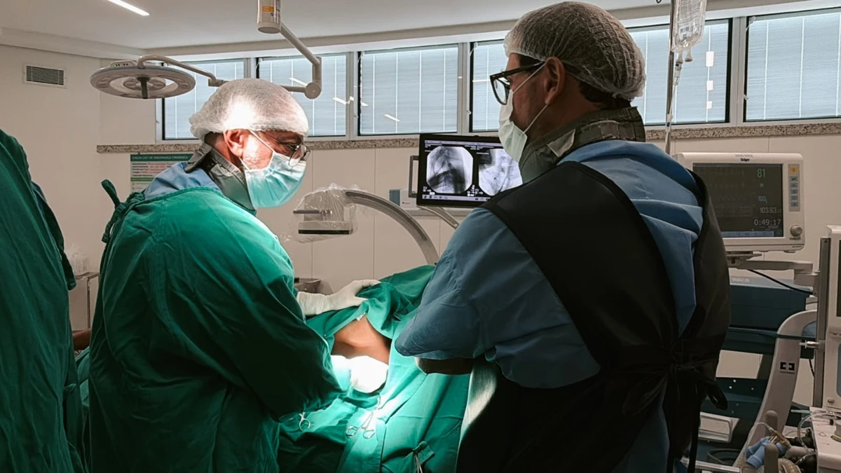 Paciente na Bahia recebe tratamento experimental para lesão medular