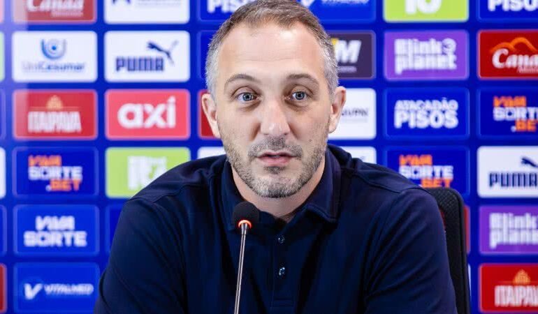 Bahia mira títulos após avanço com Grupo City