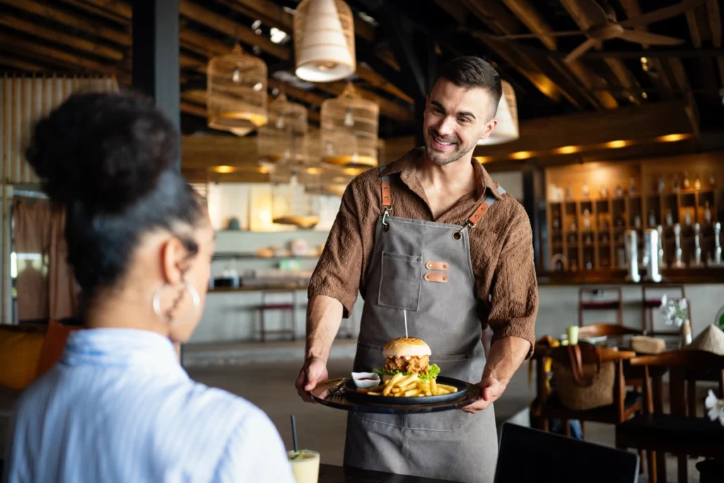 Abrasel alerta para impactos de mudança na jornada