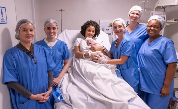 Primeiro bebê nasce horas após inauguração de maternidade em Salvador