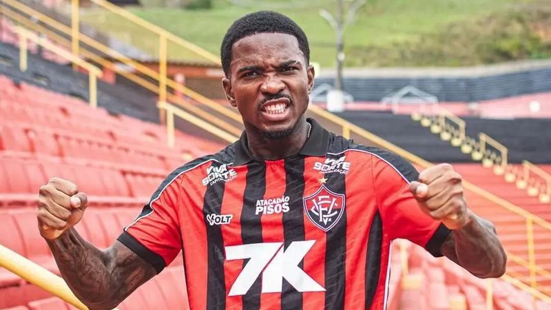 Cacá reforça Vitória contra o Corinthians no Barradão