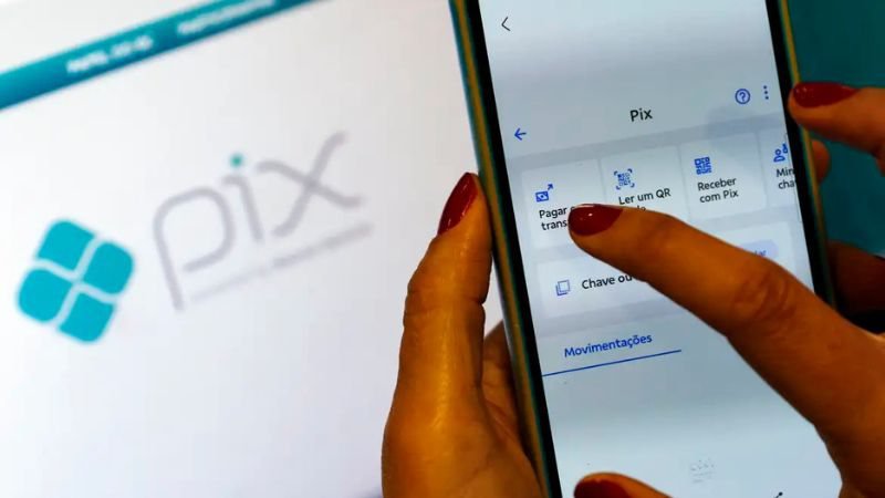 Atendente do IML é preso por Pix feito com celular de morto