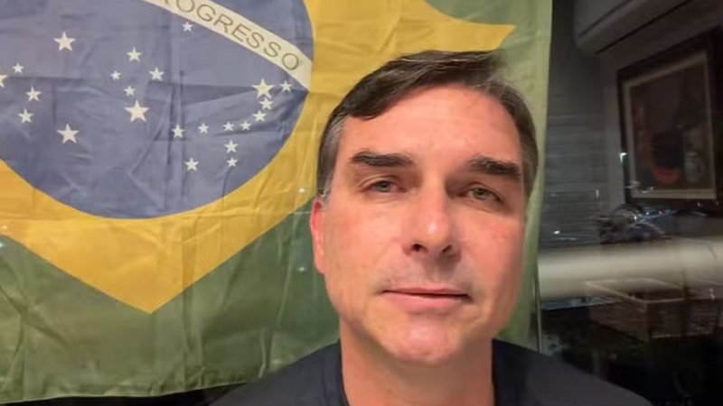 Edinho Silva reage a críticas de Flávio Bolsonaro às urnas eletrônicas